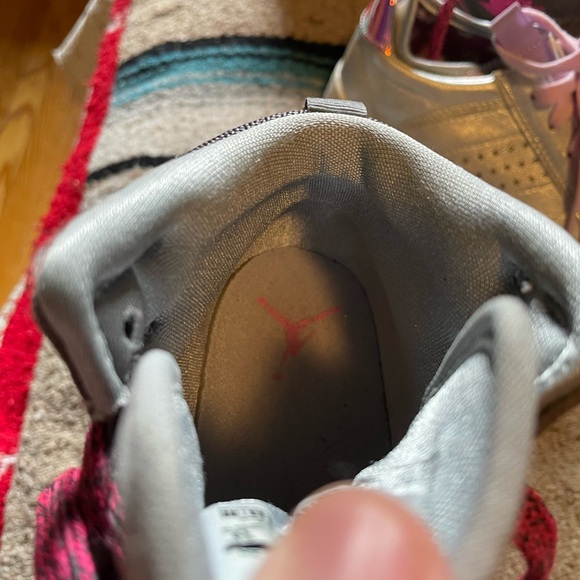 Nike Air Jordan 1 Mid Hyper Pink and Gray - Girls - Picture 9 of 12